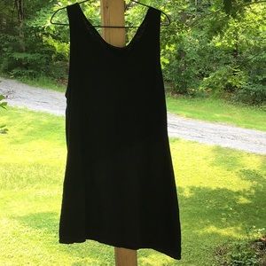 Cut Loose asymmetrical linen/cotton top/tunic size medium in black.